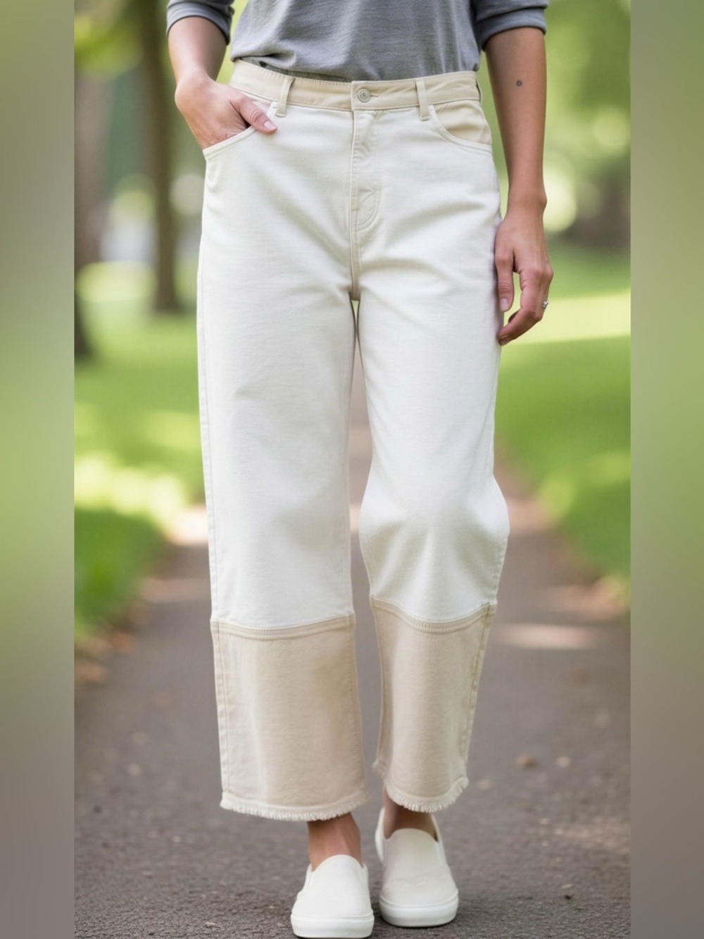 Rails The Getty Crop Two-Tone Wide Leg Denim Jeans in White and Beige Size 32
